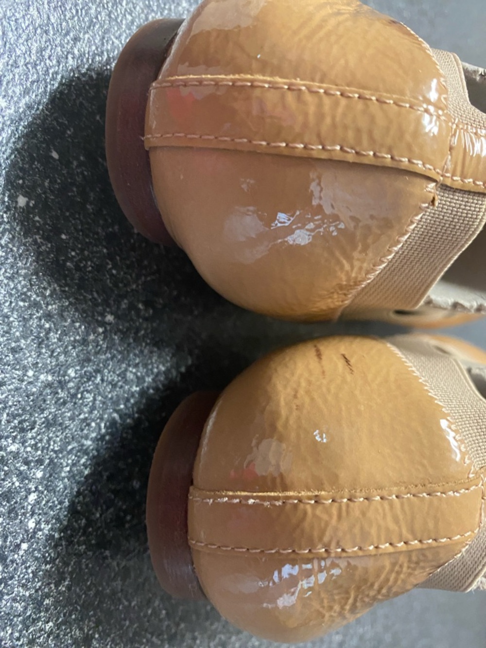Tory Burch Caroline Tan Patent Leather Logo Ballet Flats - Picture 5 of 11